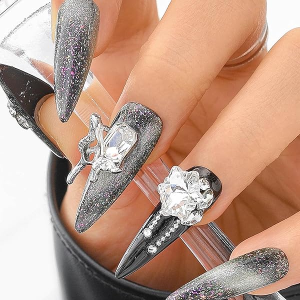 Amazon | Sethexy 地雷系ネイルチップ ロングアーモンド グラディ